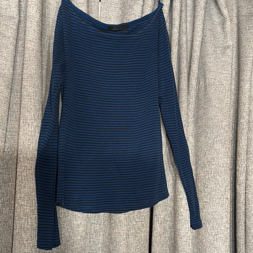 3/$15! 🎈 Blue Striped Blouse with Long Sleeves